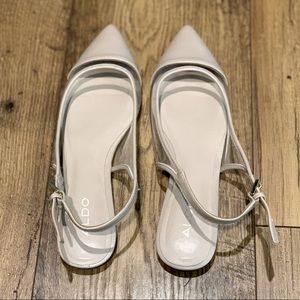 Aldo nude flats